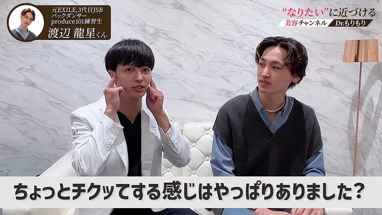 局所麻酔の痛みについて質問する森医師