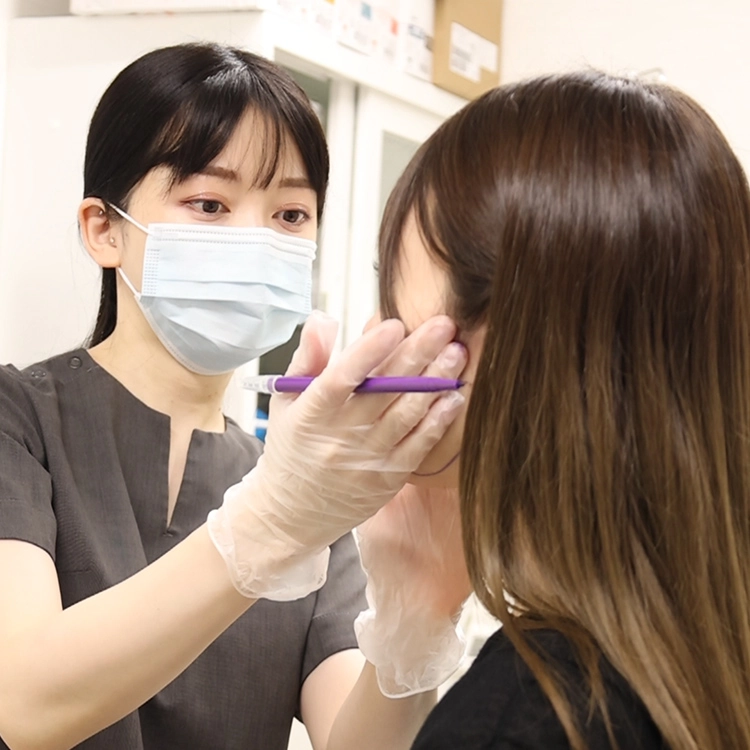 カウンセリングを受けている画像