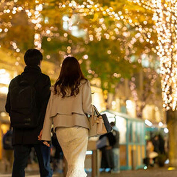 クリスマスやお正月…年末年始に最高のセックスをする方法｜雰囲気づくりから名器形成まで解説